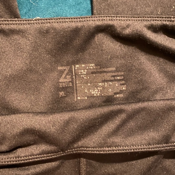 Two pair of black leggings - Picture 6 of 8